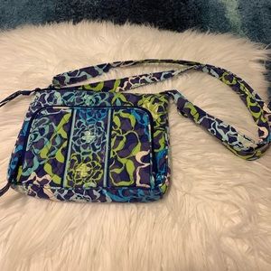 ADORABLE VERA BRADLEY PURSE!! 💗
